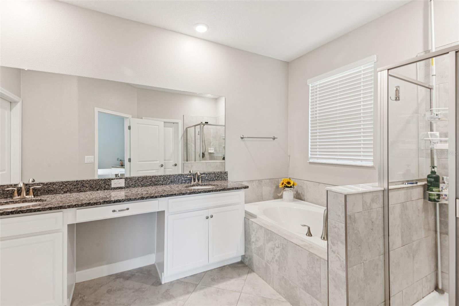 24928 Lambrusco Loop Property Photo 33