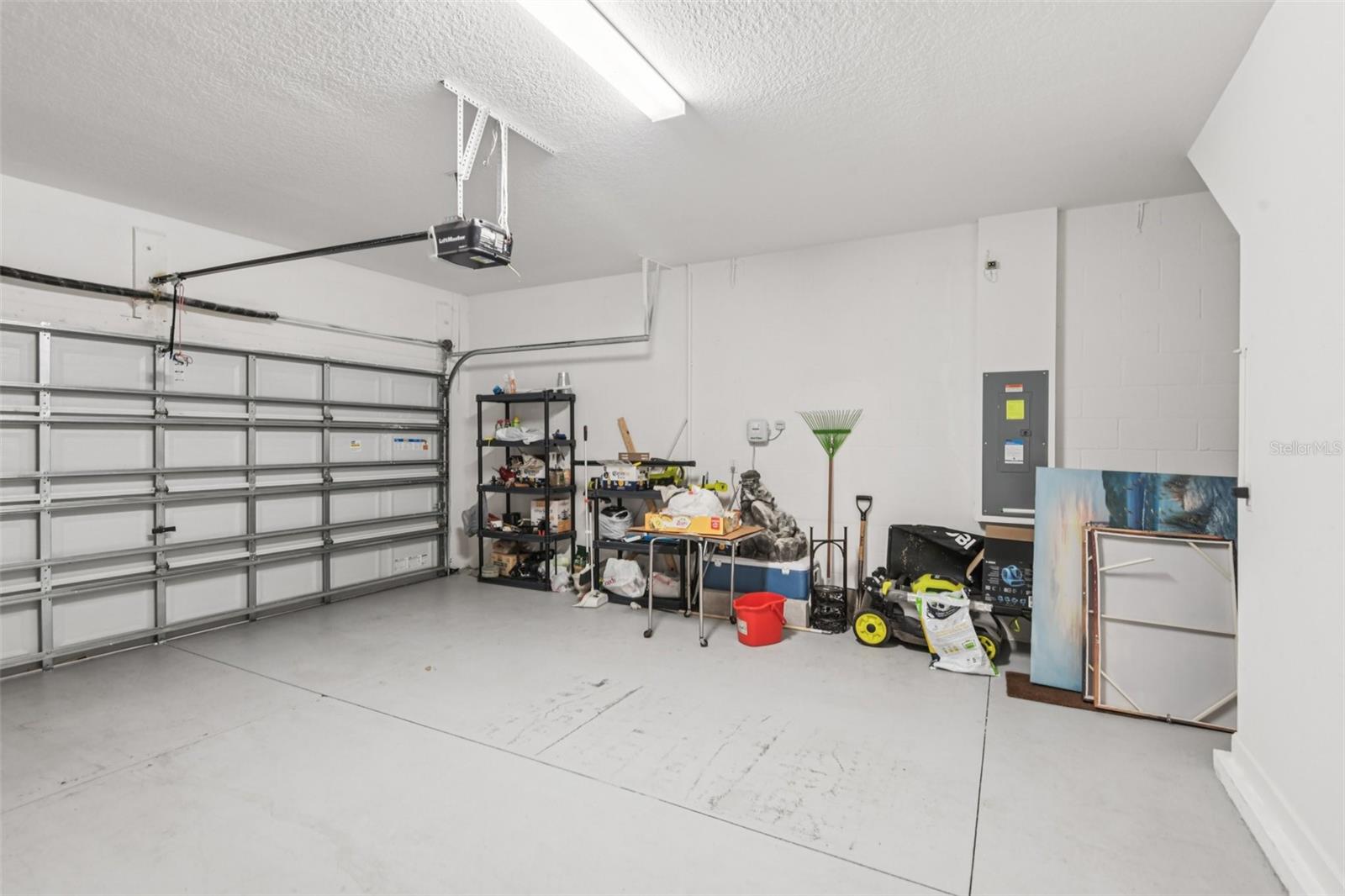 24928 Lambrusco Loop Property Photo 46