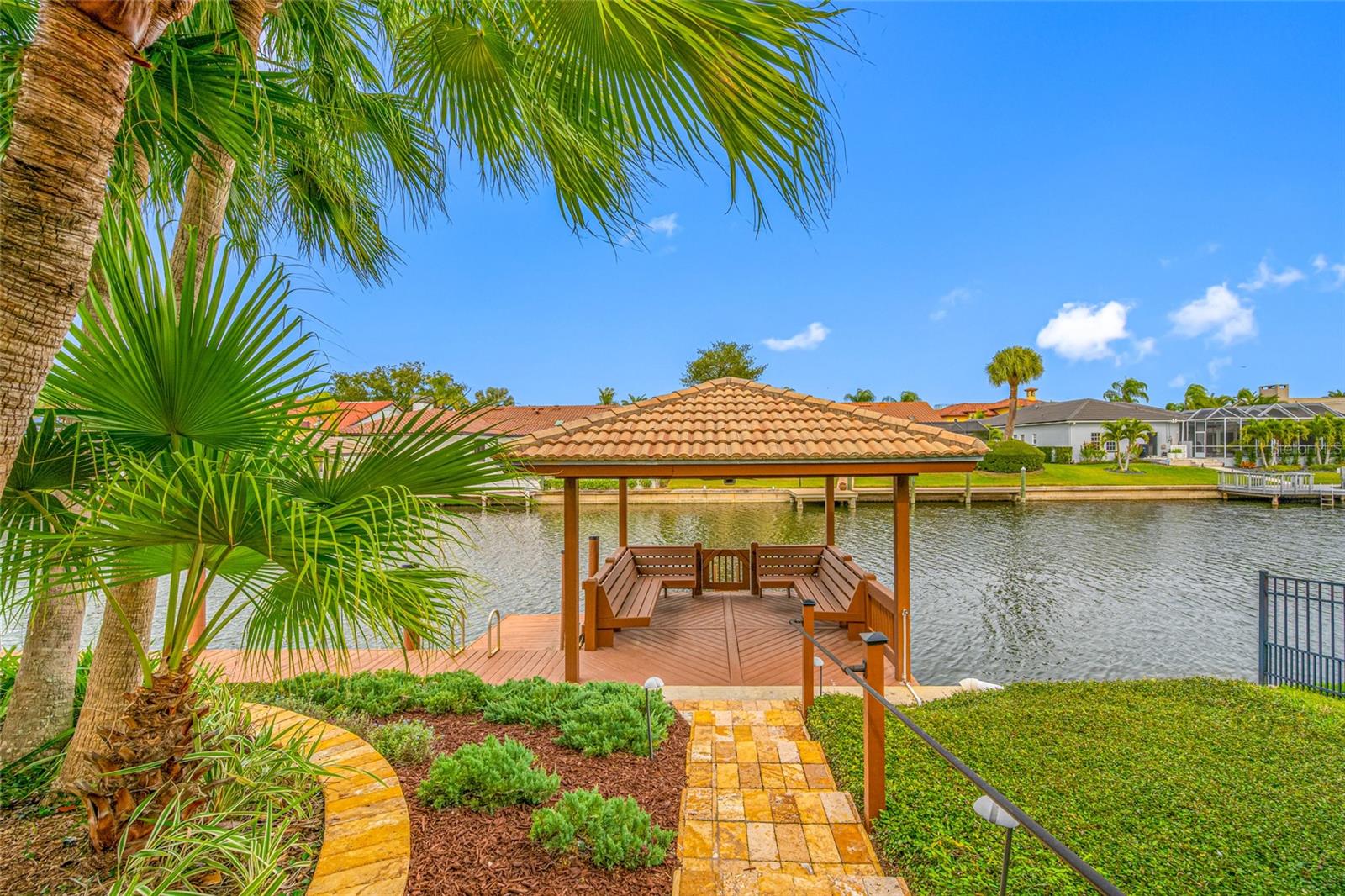 9807 Compass Point Way Property Photo 1