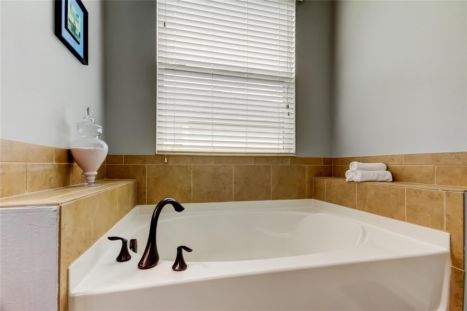 12307 Juniper Field Ct Property Photo 15