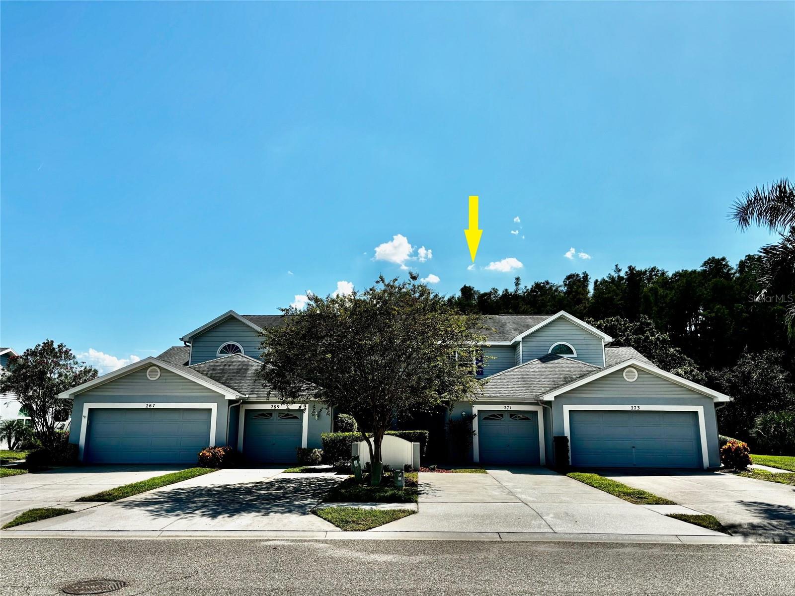 271 Hemingway Dr Property Photo 3