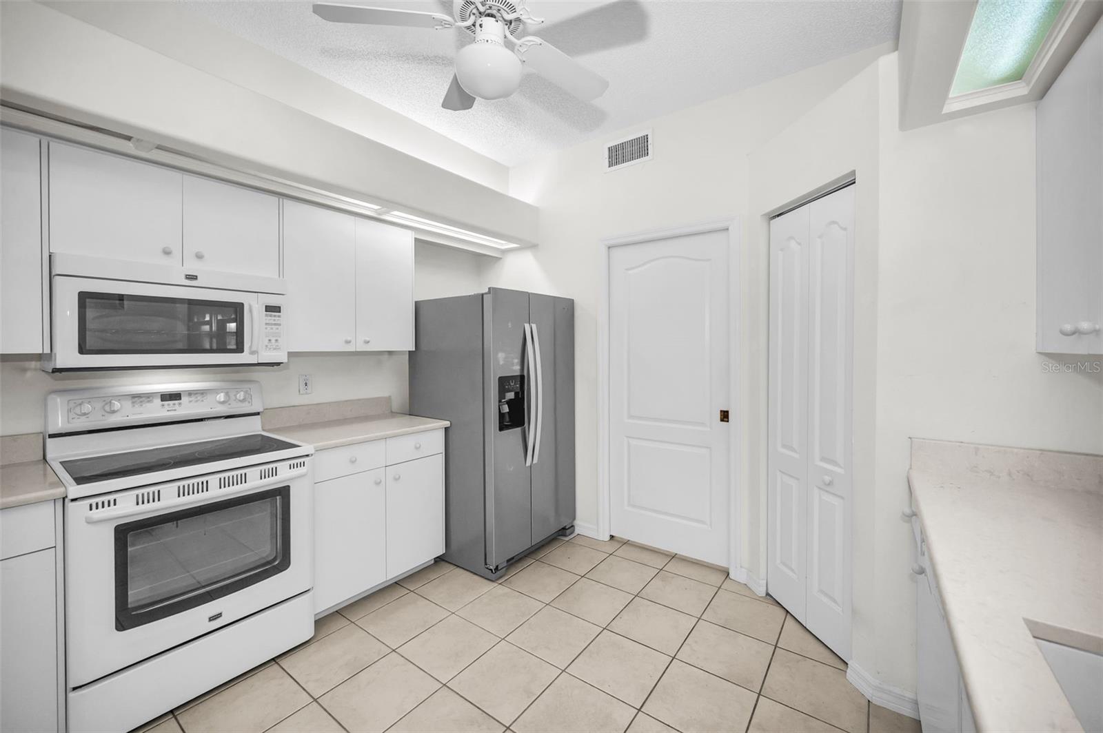 271 Hemingway Dr Property Photo 11