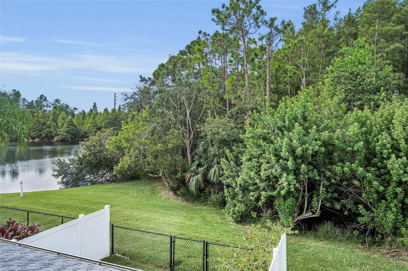 271 Hemingway Dr Property Photo 18