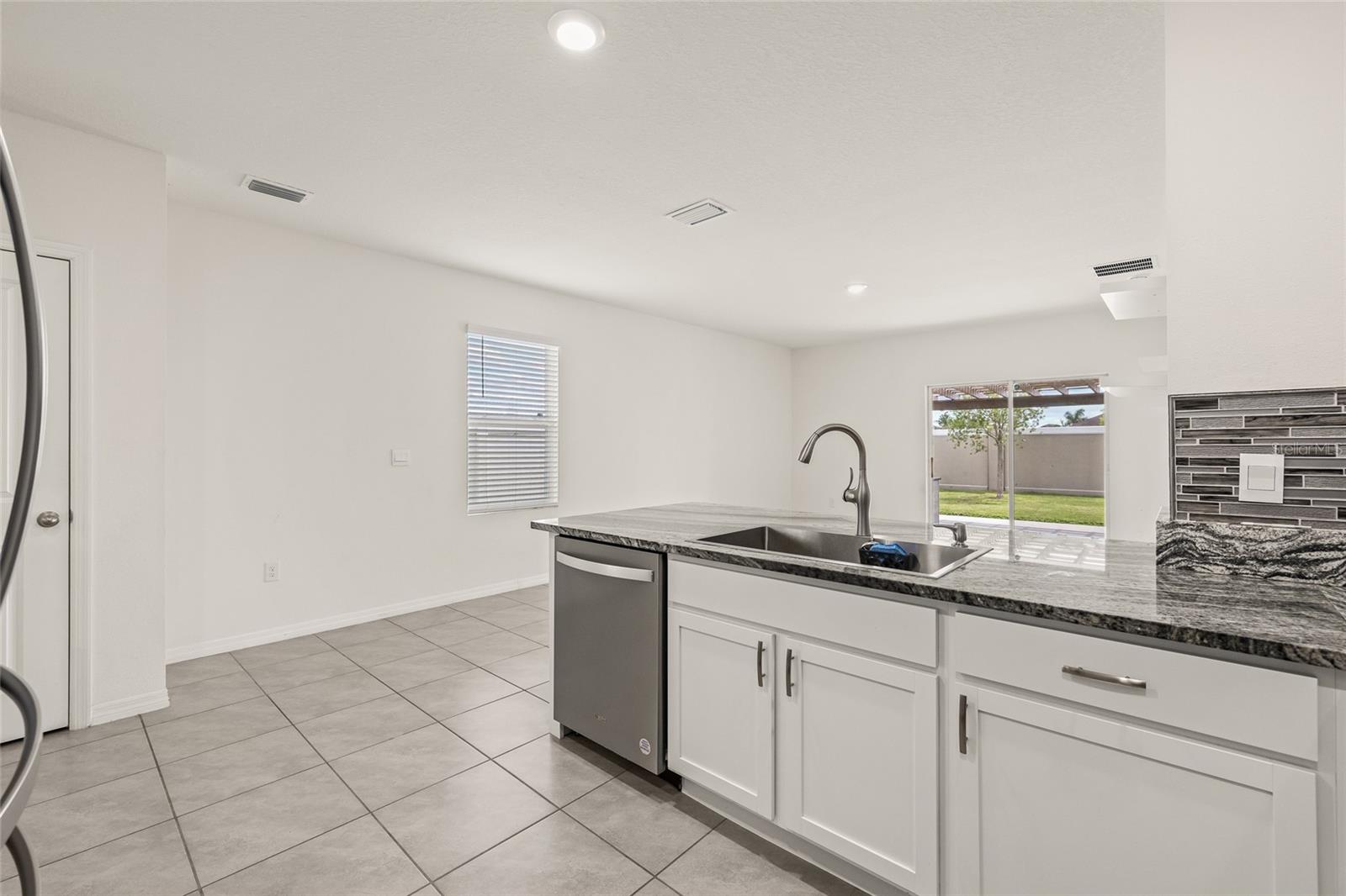 31276 Penny Surf Loop Property Photo 13