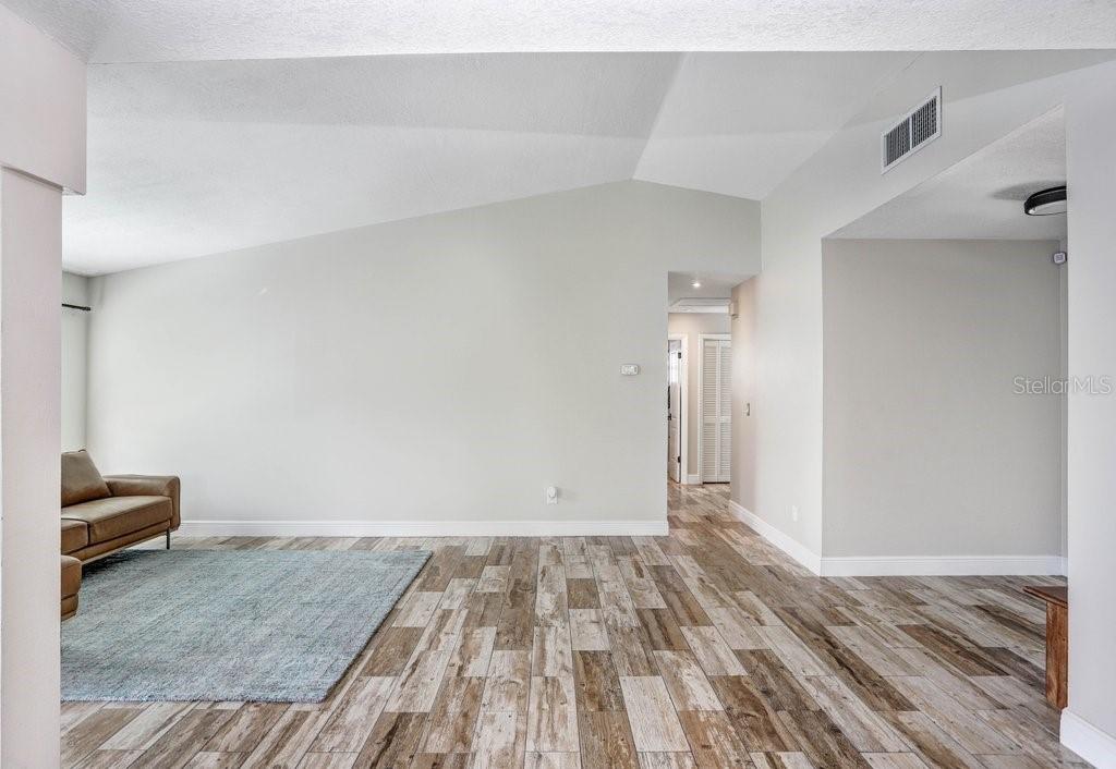 4412 Stonehenge Rd Property Photo 10