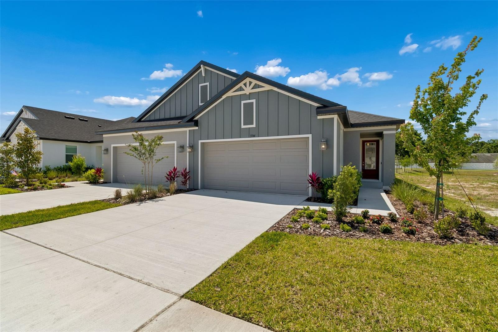 3744 Nandina Cir Property Photo 1