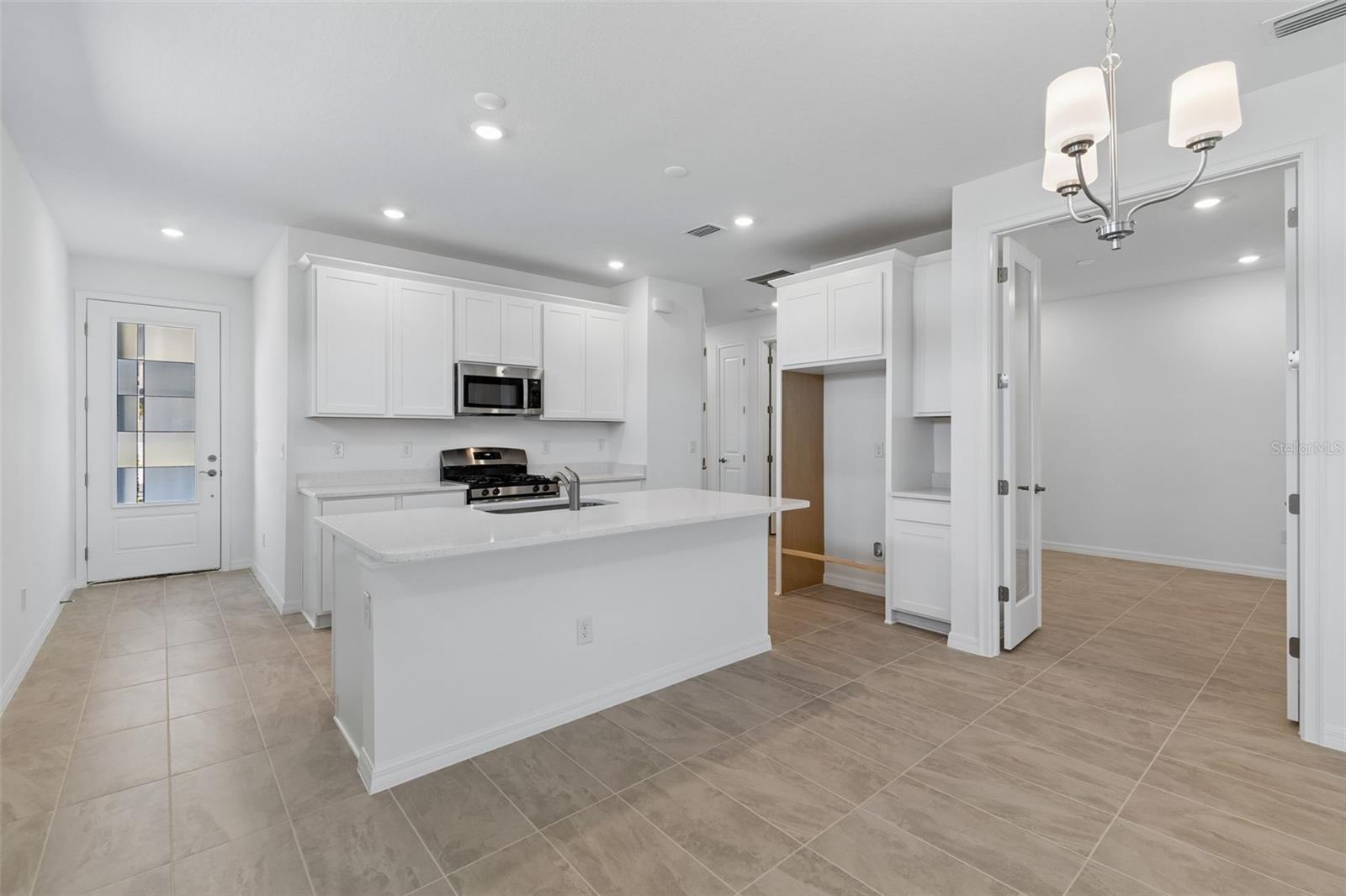 3744 Nandina Cir Property Photo 2