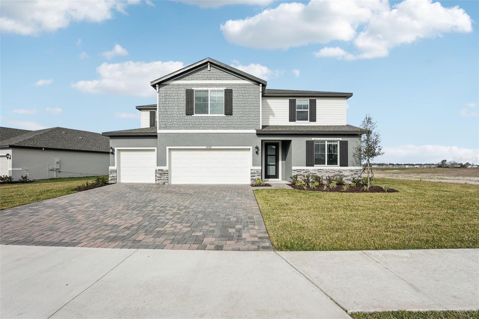 10546 Abundance Grove Way Property Photo 4