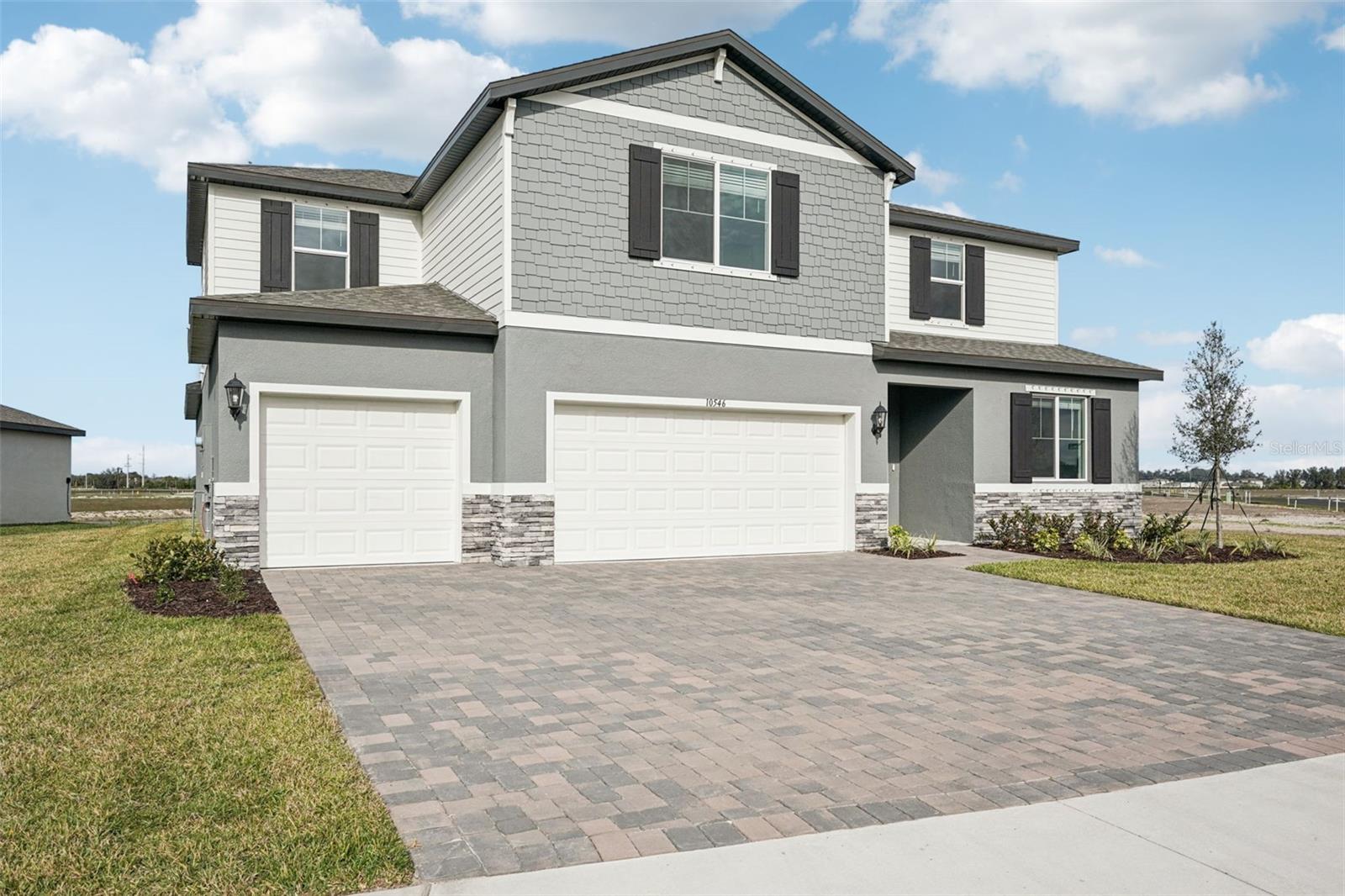 10546 Abundance Grove Way Property Photo 6