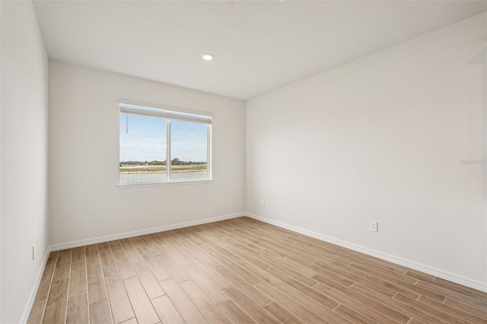 10546 Abundance Grove Way Property Photo 13