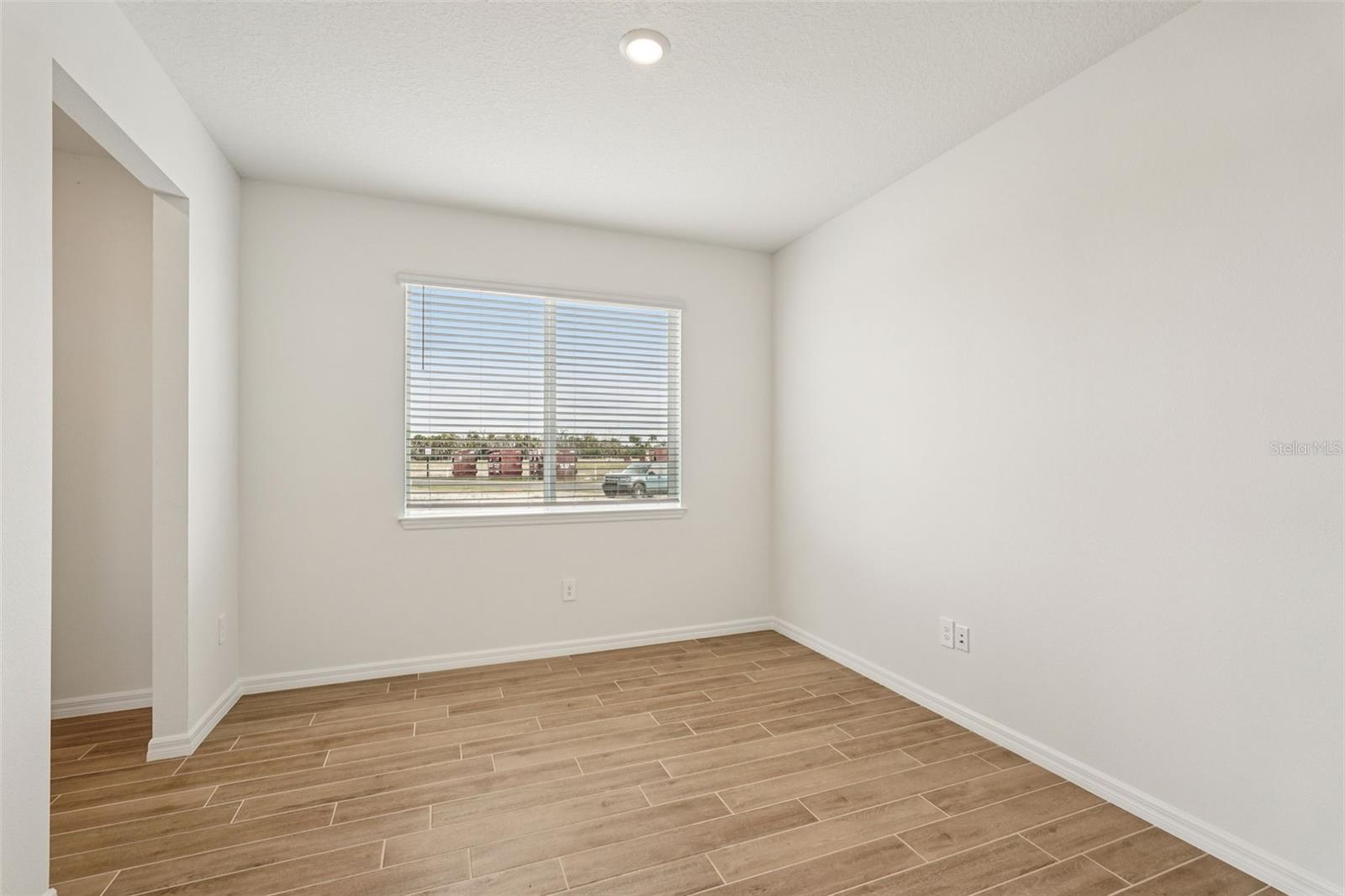 10546 Abundance Grove Way Property Photo 23