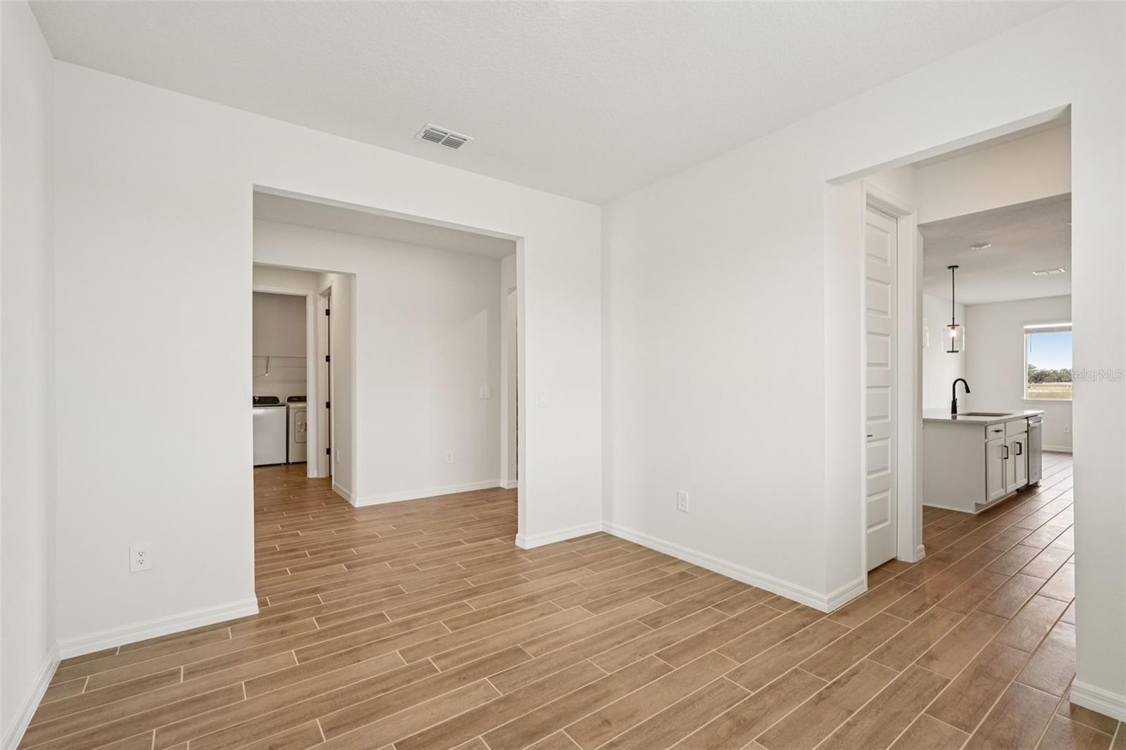 10546 Abundance Grove Way Property Photo 24