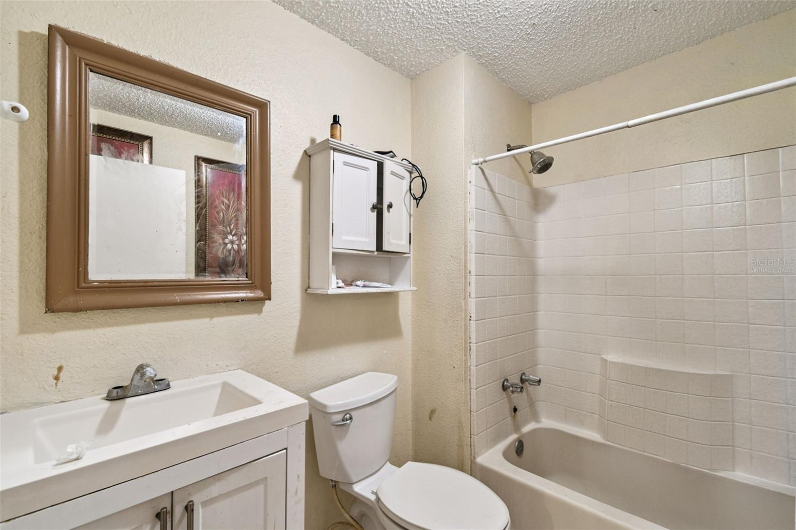 3417 E Lake Ave Property Photo 5