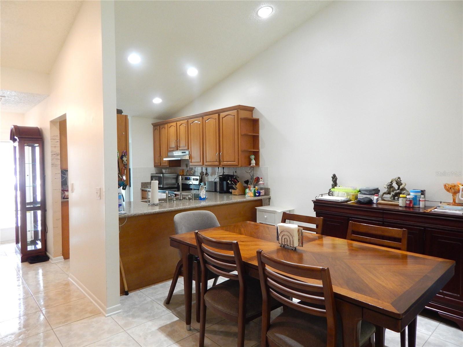 16221 Rambling Vine Dr W Property Photo 6