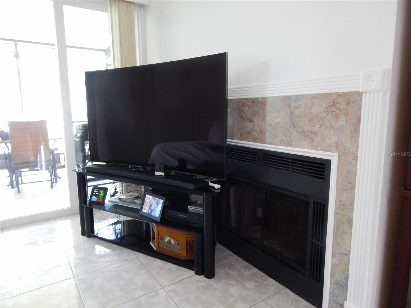 16221 Rambling Vine Dr W Property Photo 9