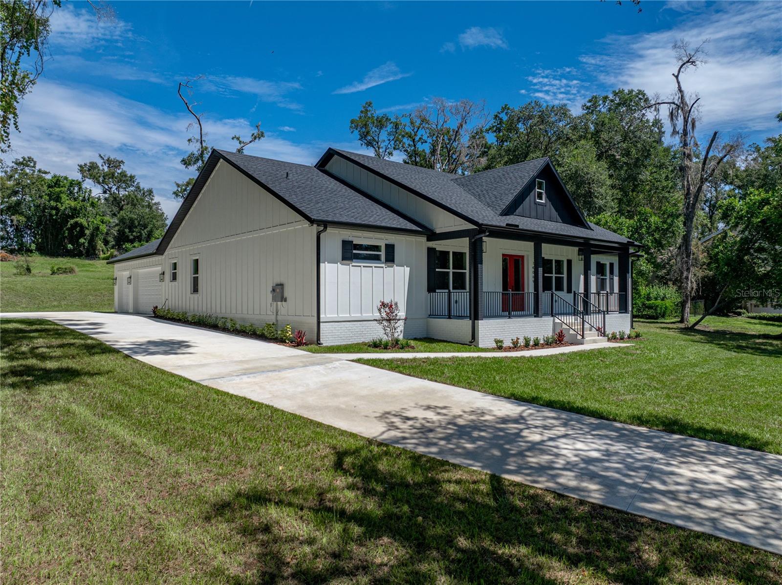 14069 Grandeur Way Property Photo 3