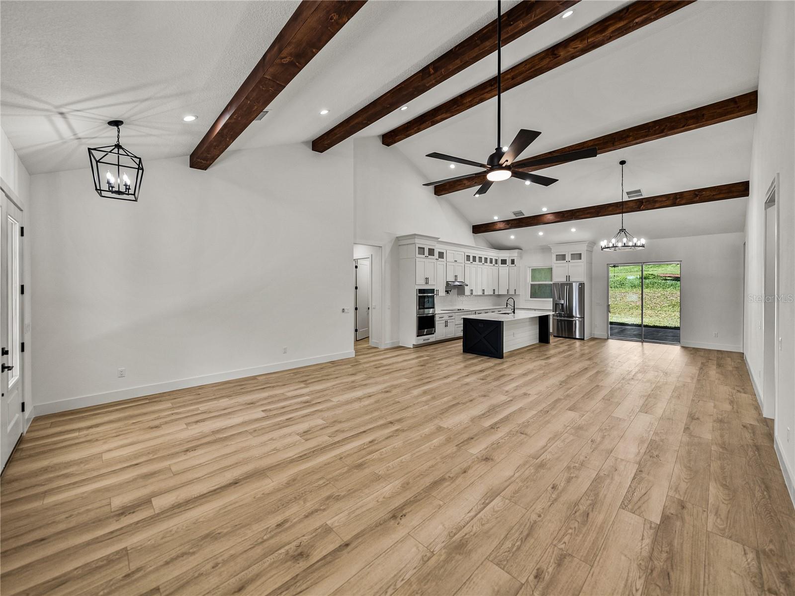 14069 Grandeur Way Property Photo 5