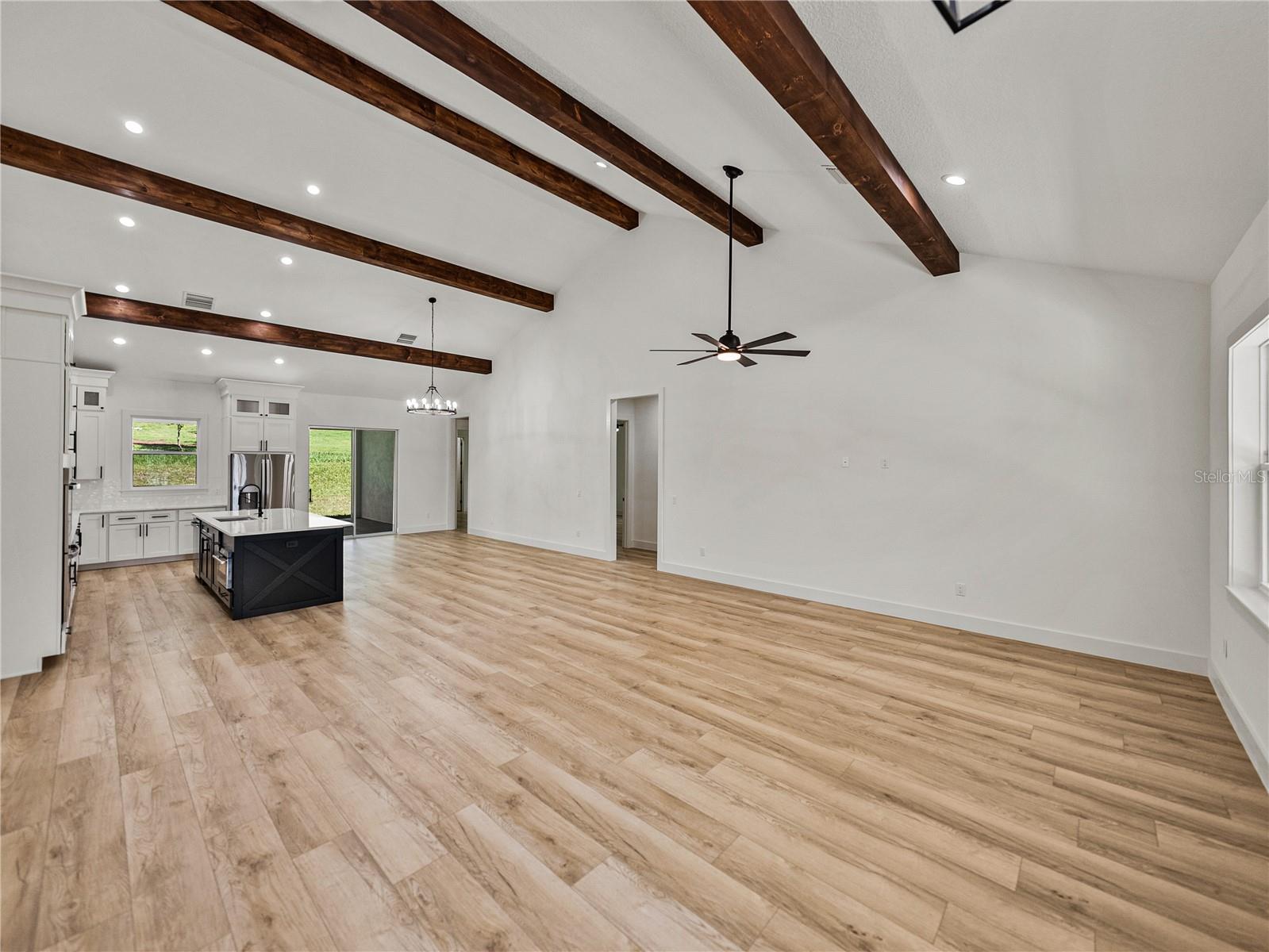14069 Grandeur Way Property Photo 8