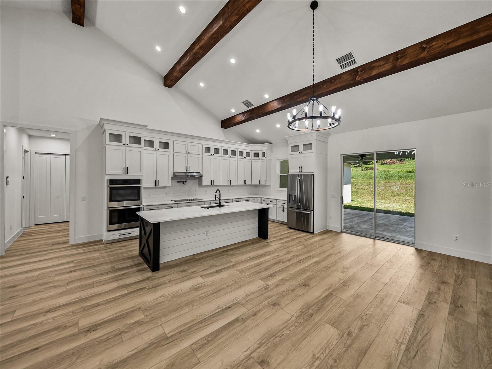 14069 Grandeur Way Property Photo 10