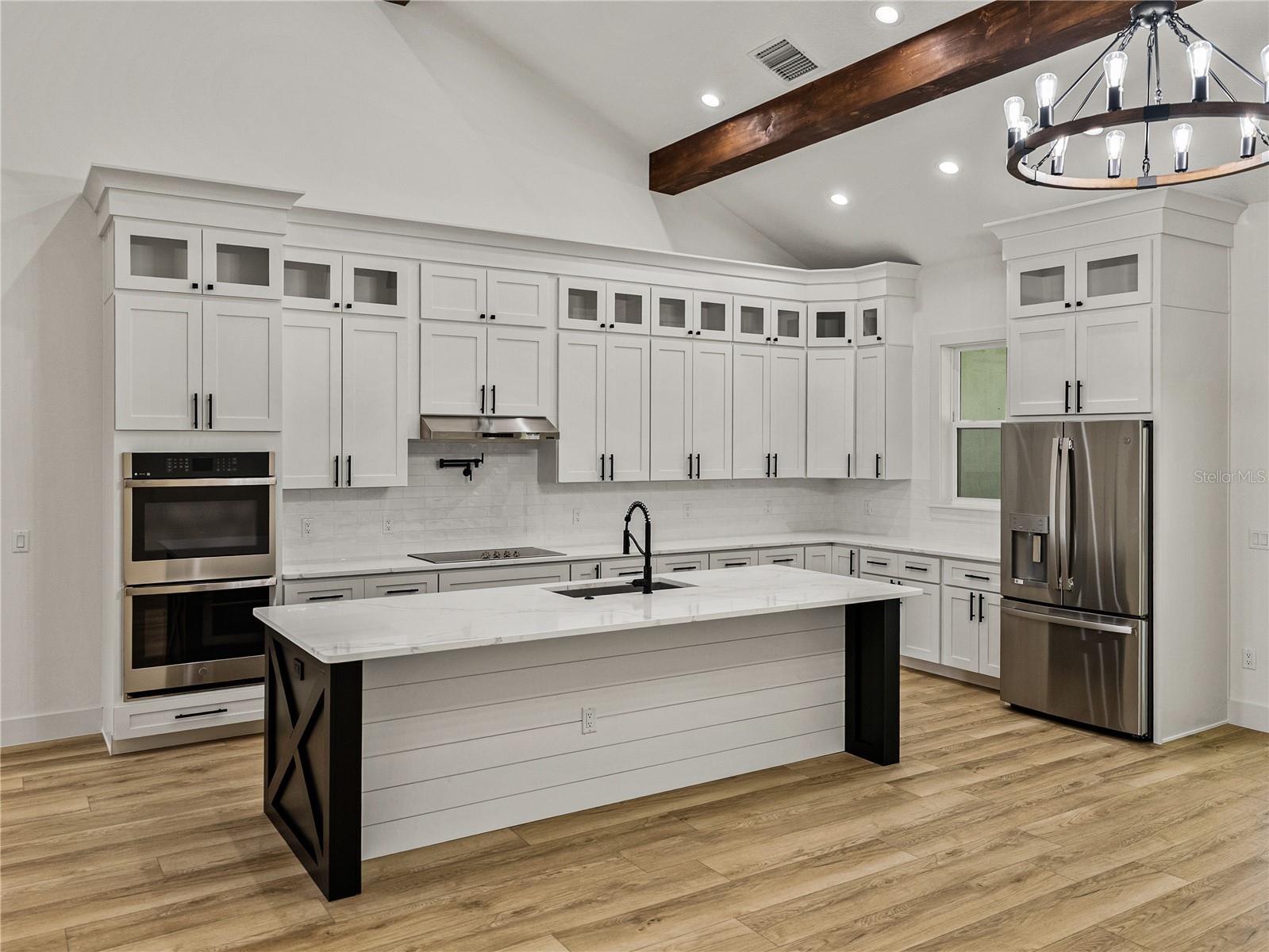 14069 Grandeur Way Property Photo 11