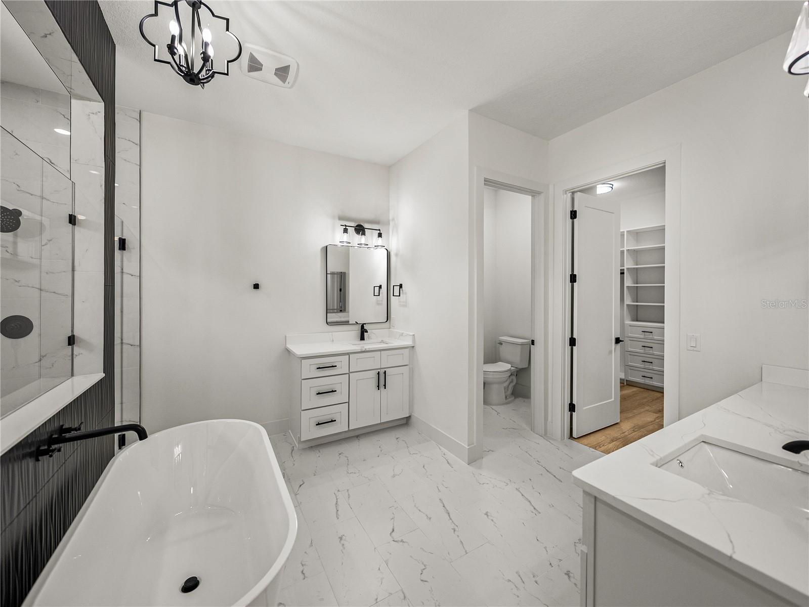 14069 Grandeur Way Property Photo 27