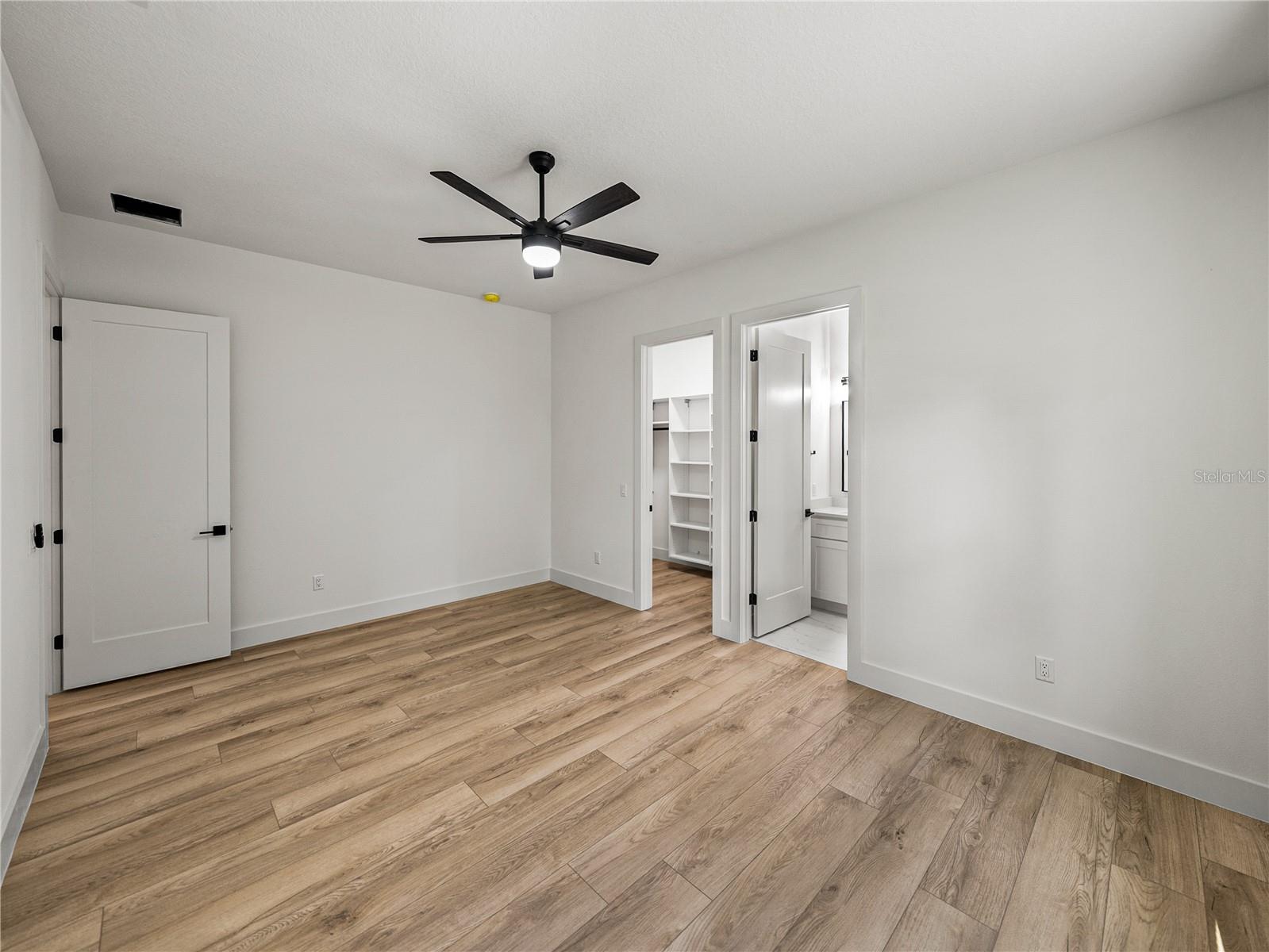14069 Grandeur Way Property Photo 33