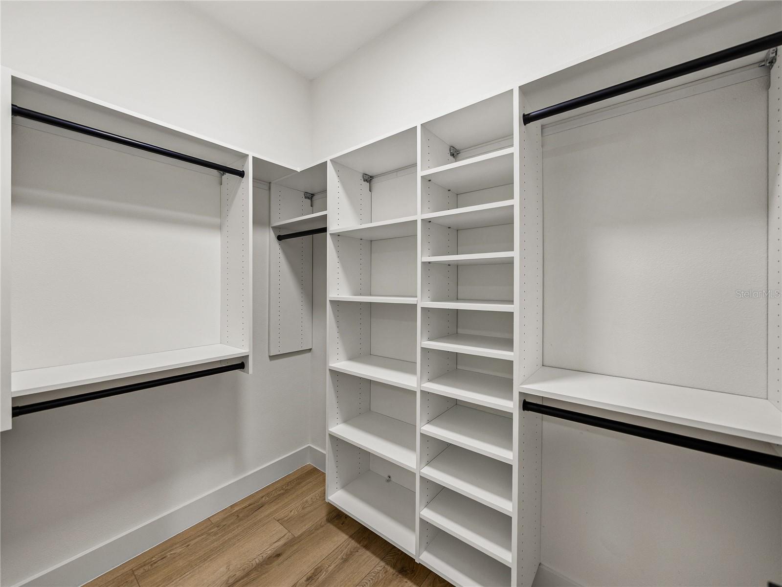 14069 Grandeur Way Property Photo 35