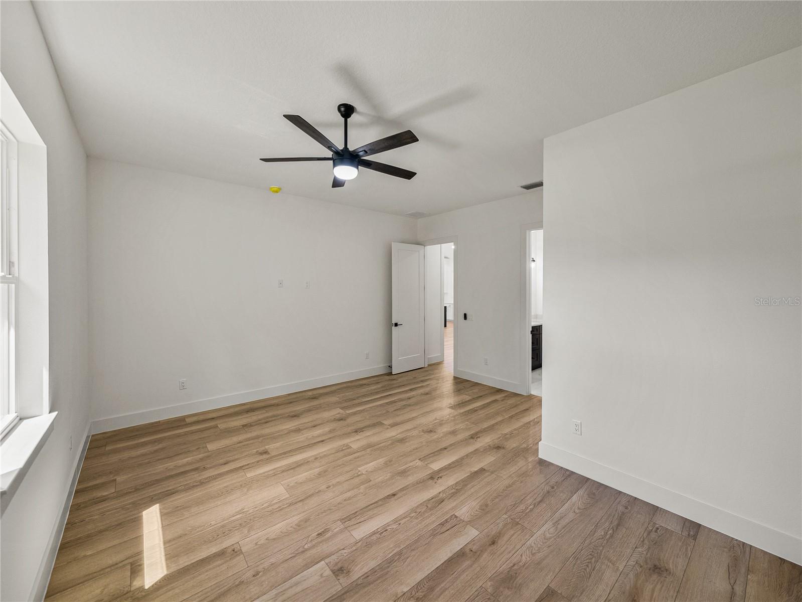 14069 Grandeur Way Property Photo 37