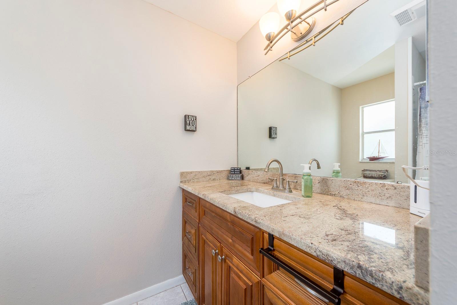 1832 Seton Dr Property Photo 19