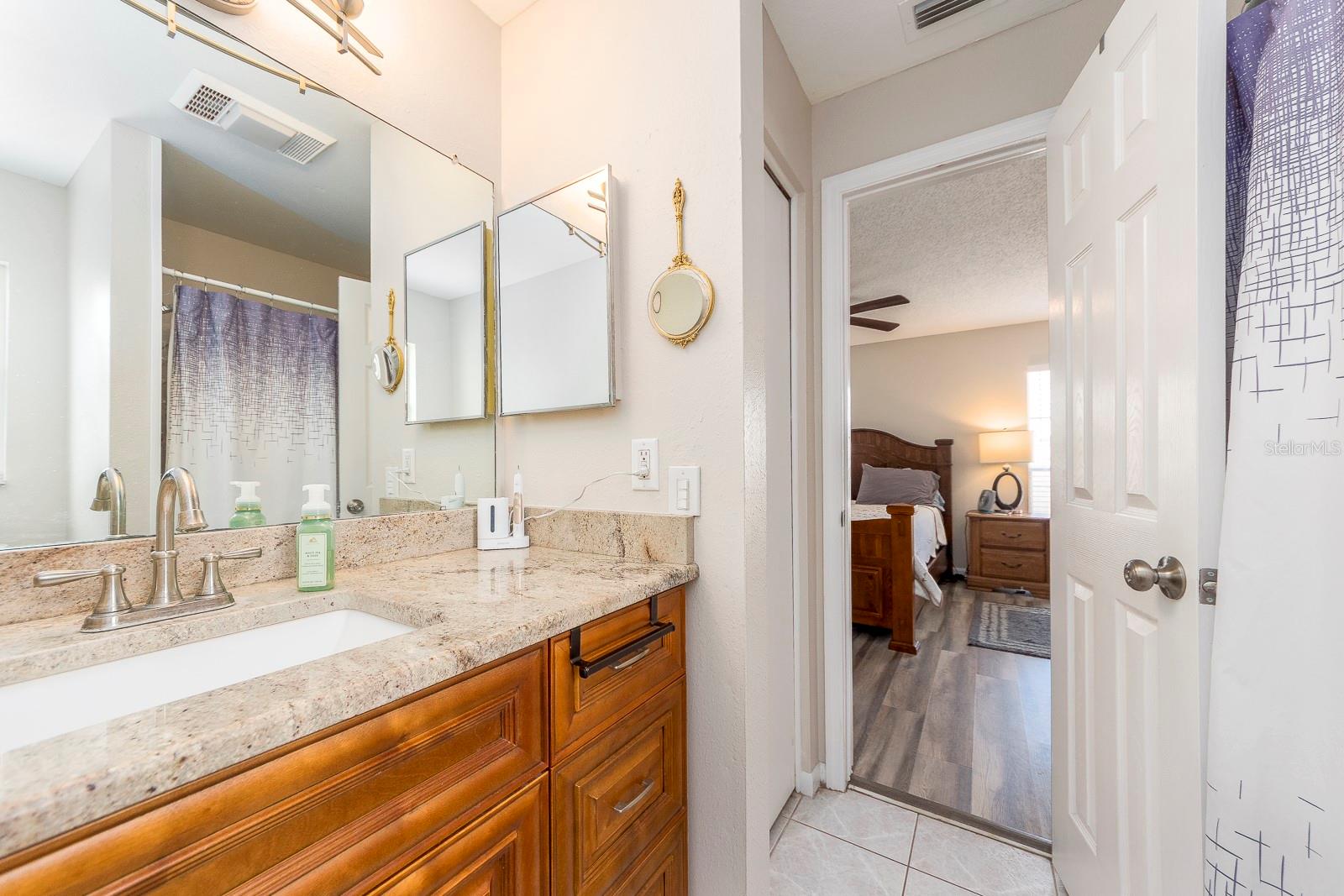 1832 Seton Dr Property Photo 20