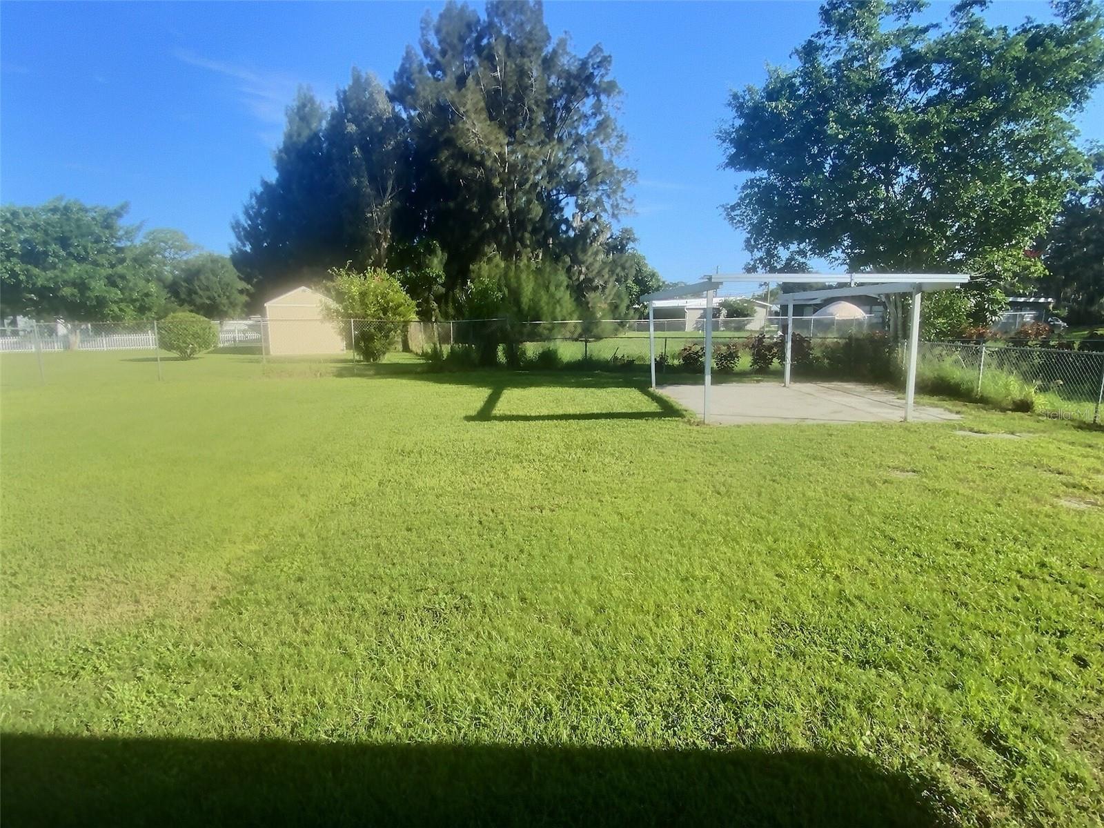 1334 Sunset Dr Property Photo 7