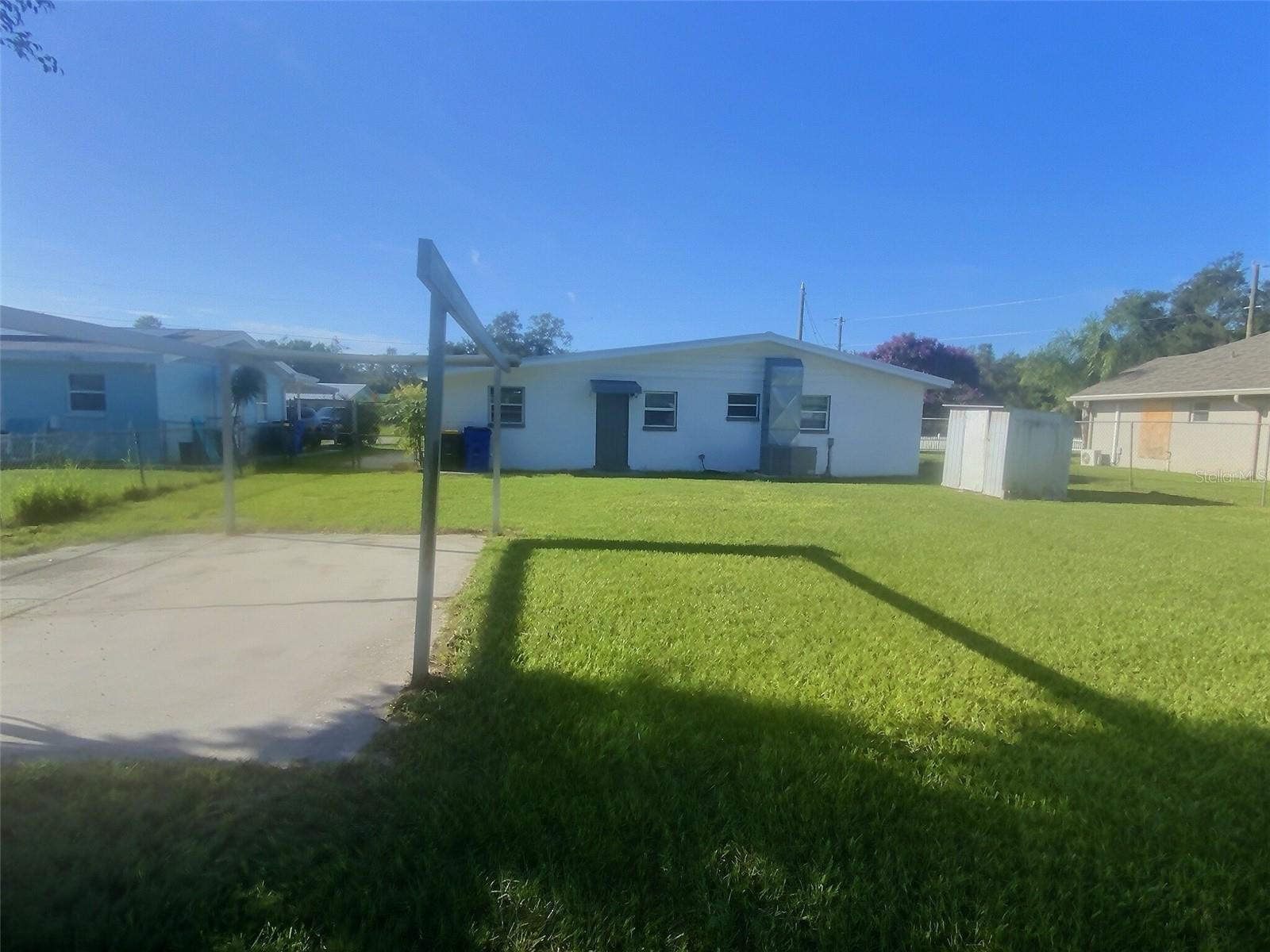 1334 Sunset Dr Property Photo 8