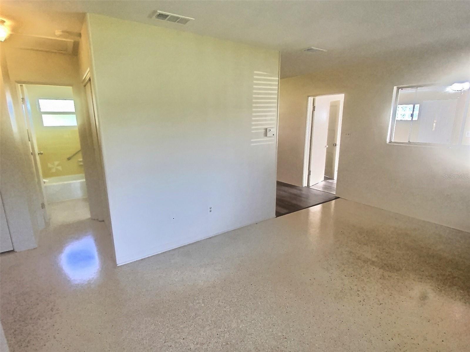 1334 Sunset Dr Property Photo 13