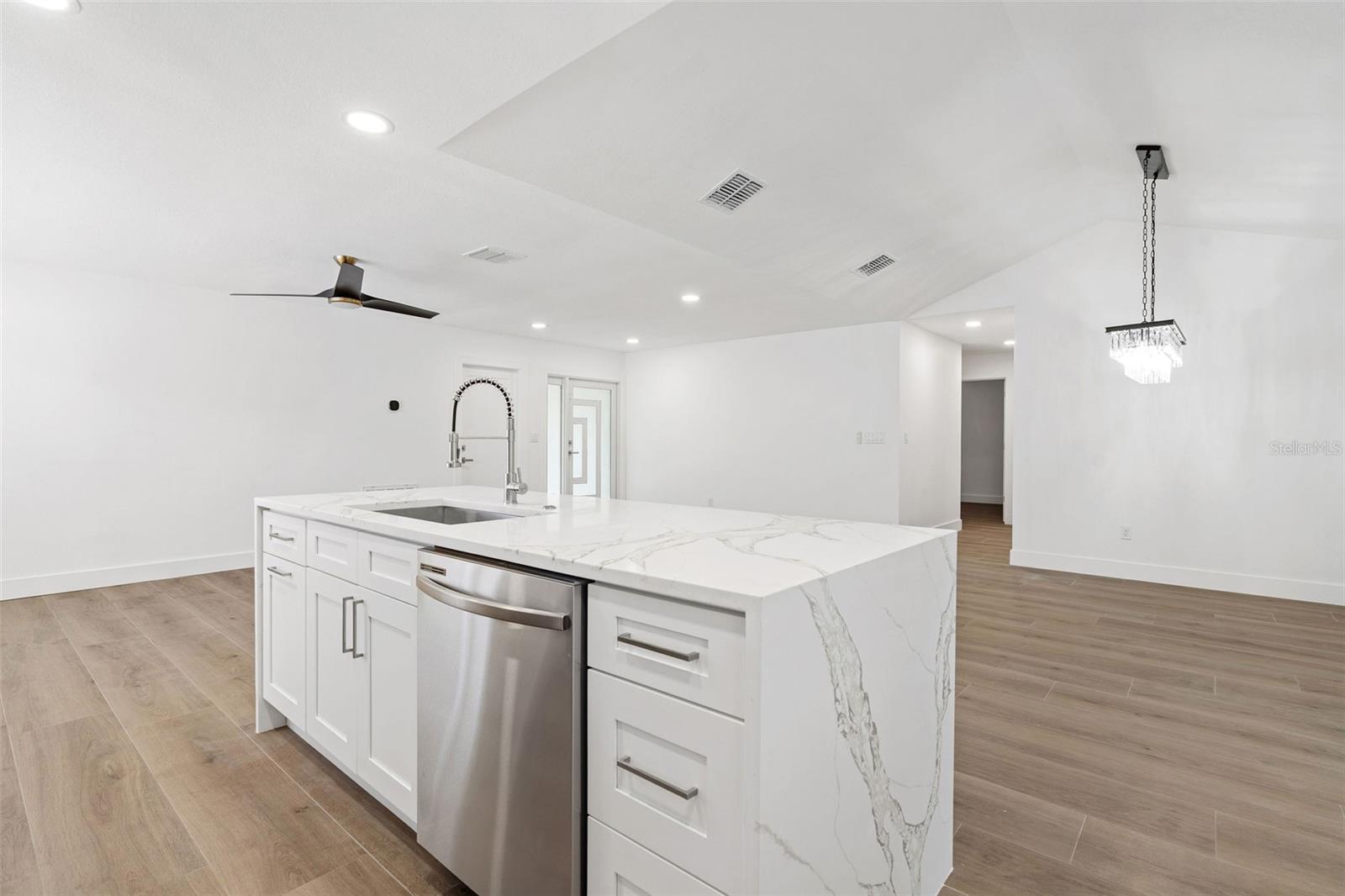 5811 Imperial Ky Property Photo 12