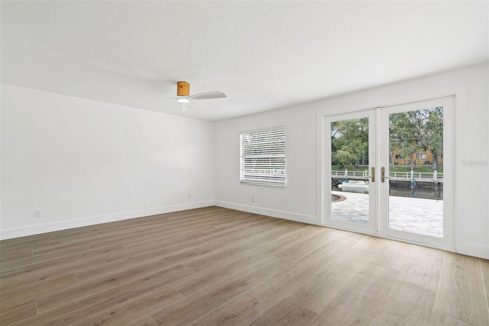 5811 Imperial Ky Property Photo 21