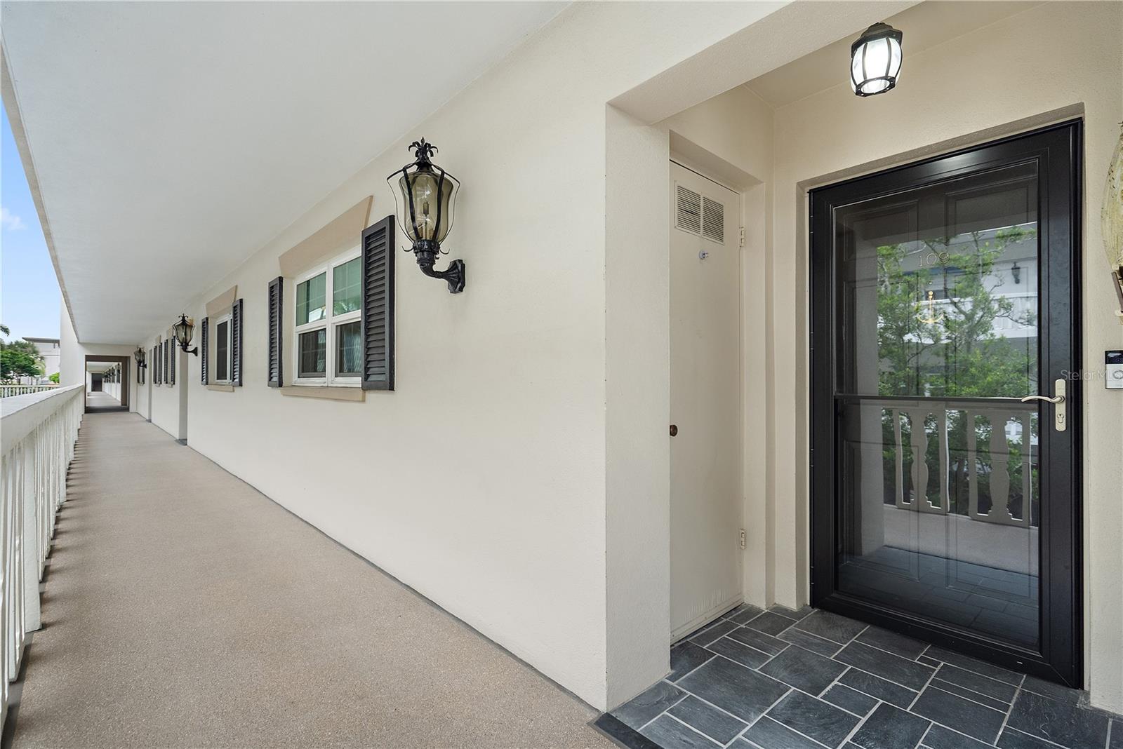 131 Bluff View Dr #109 Property Photo 32