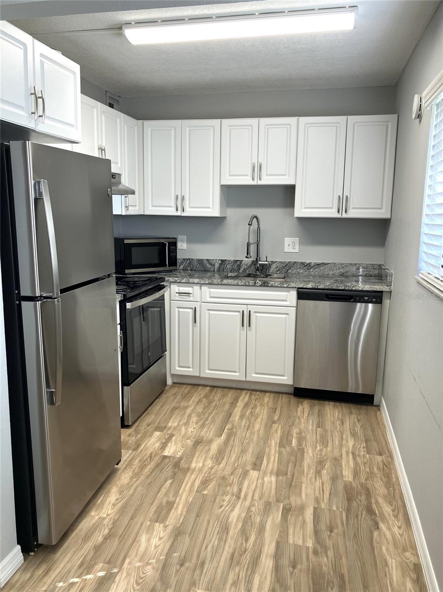 11703 Raintree Village Blvd #b Property Photo 25