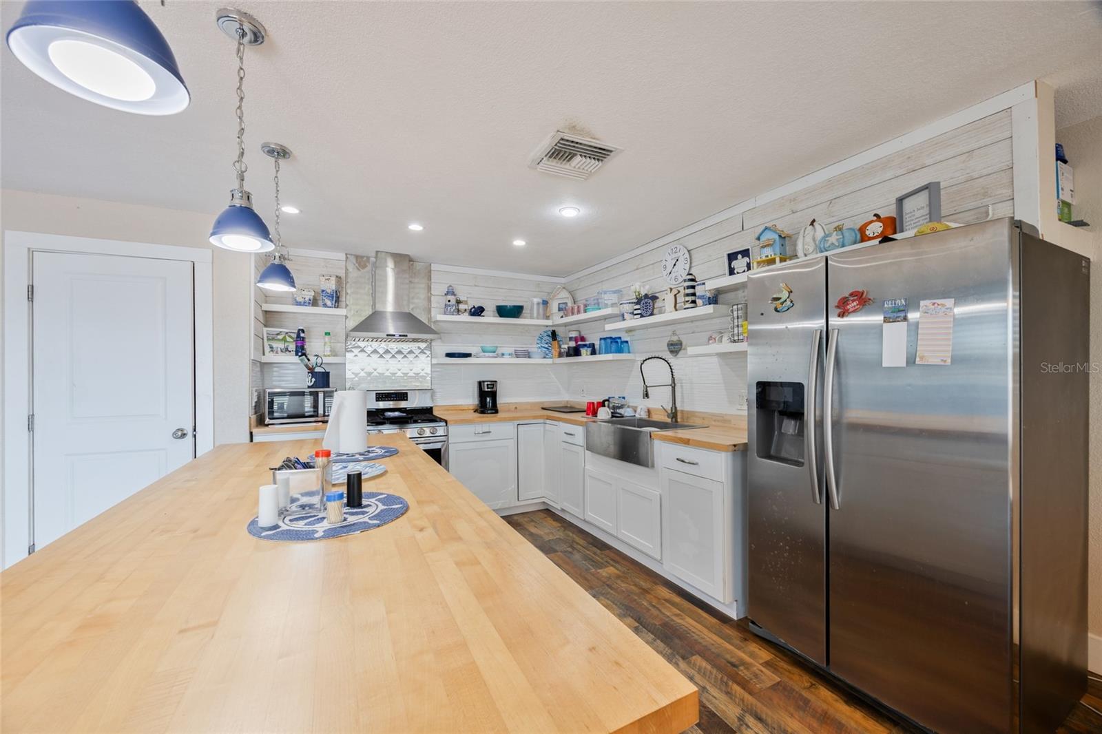 13023 Port Ct Property Photo 9