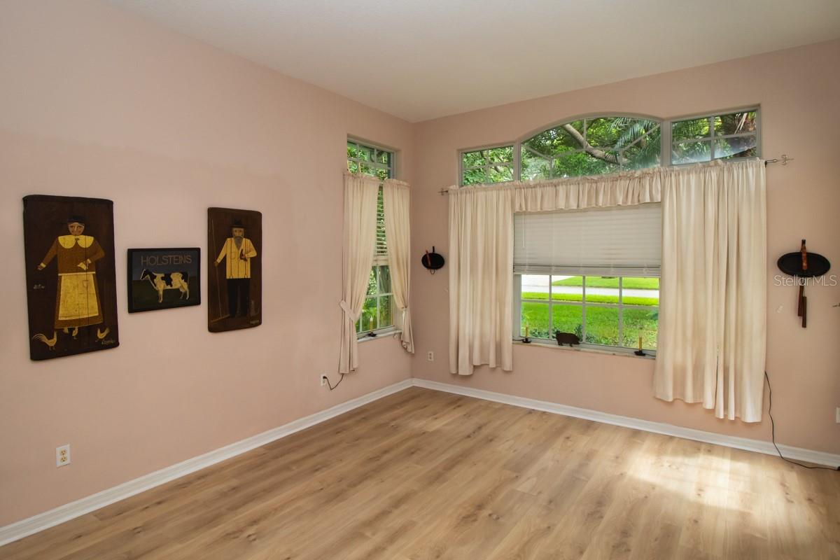 5260 Hammock Cir Property Photo 11