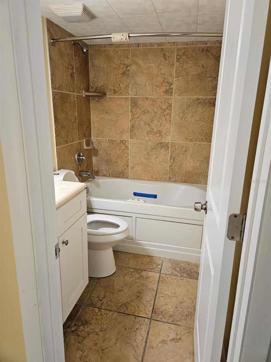 2424 W Tampa Bay Blvd #i102 Property Photo 5