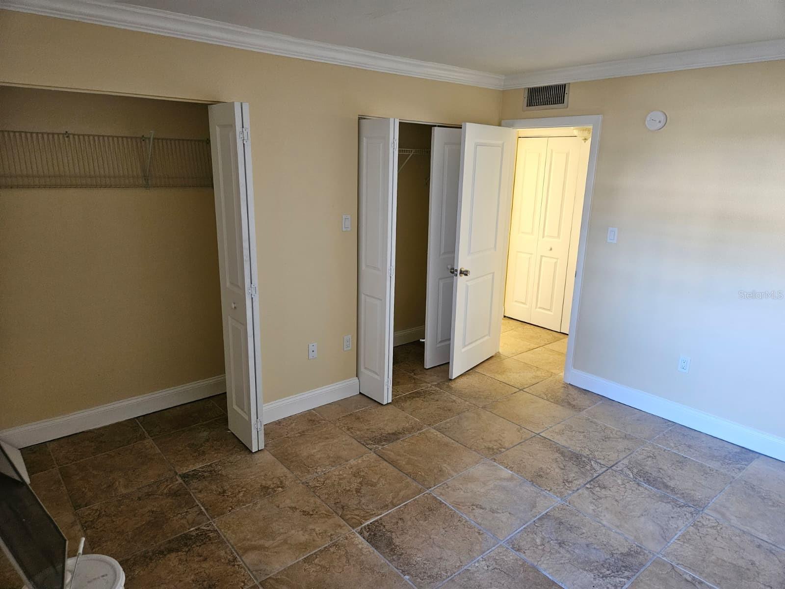 2424 W Tampa Bay Blvd #i102 Property Photo 7