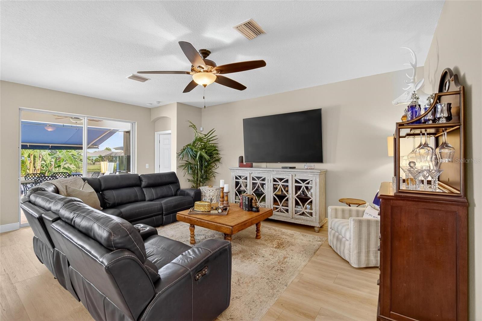 306 Hope Bay Loop Property Photo 16