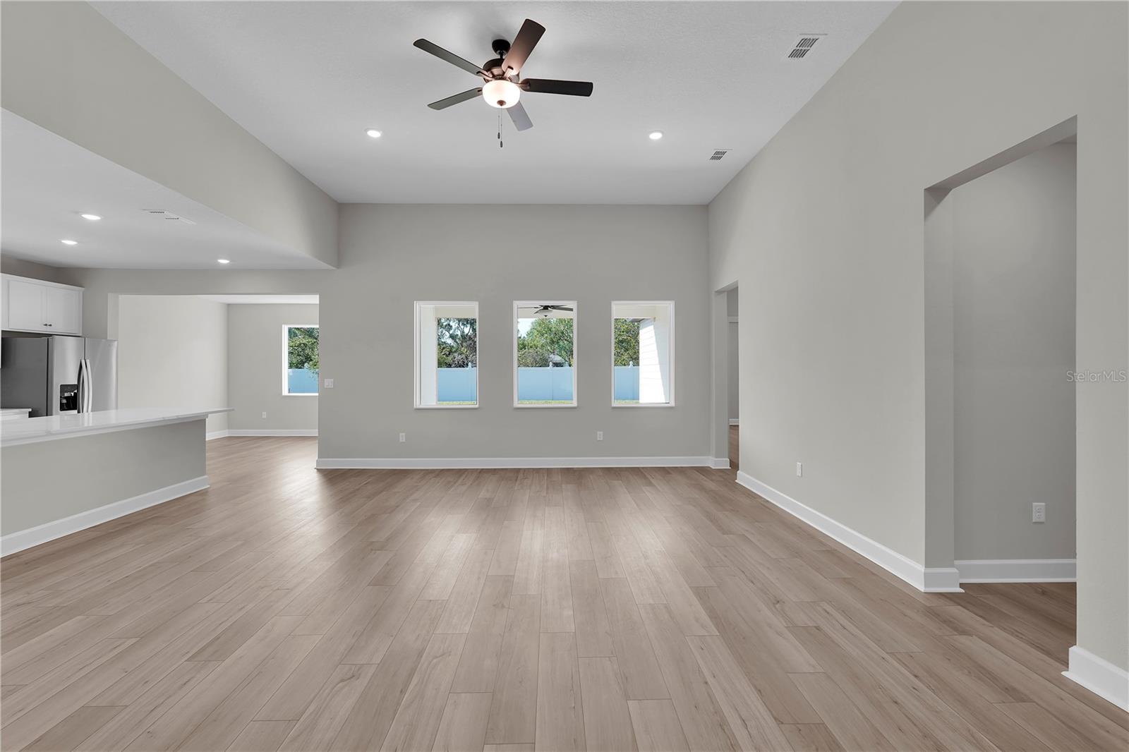 4451 Sw 160th Loop Property Photo 4