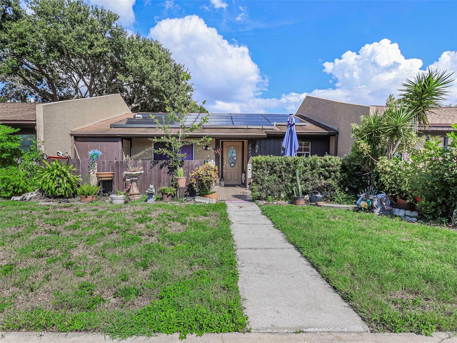 10039 88th St Property Photo 1