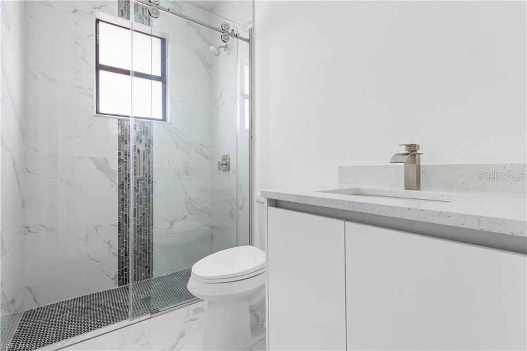 1806 Ne 21st Pl Property Photo 21