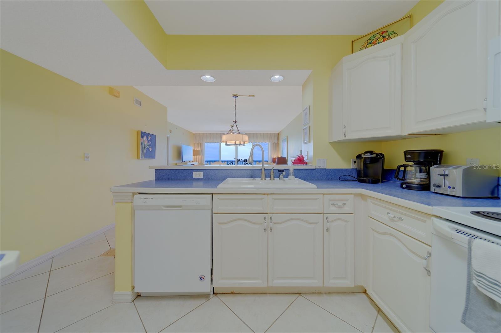 16450 Gulf Blvd #564 Property Photo 10