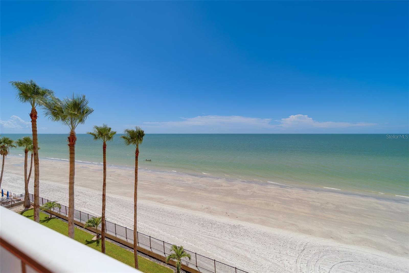 16450 Gulf Blvd #564 Property Photo 46