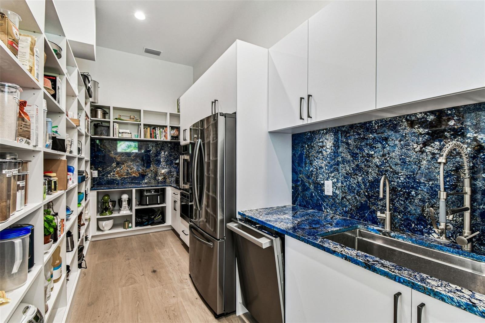 3321 Meander Ln Property Photo 18