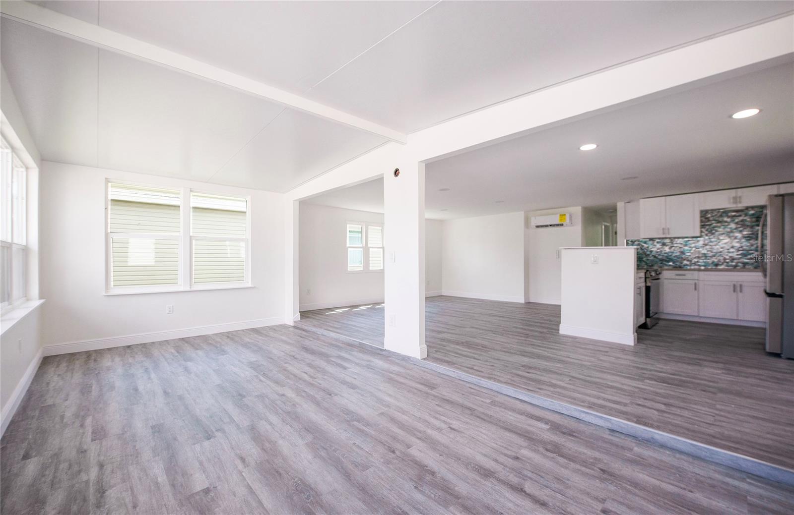 18675 Us Highway 19 N #415 Property Photo 23