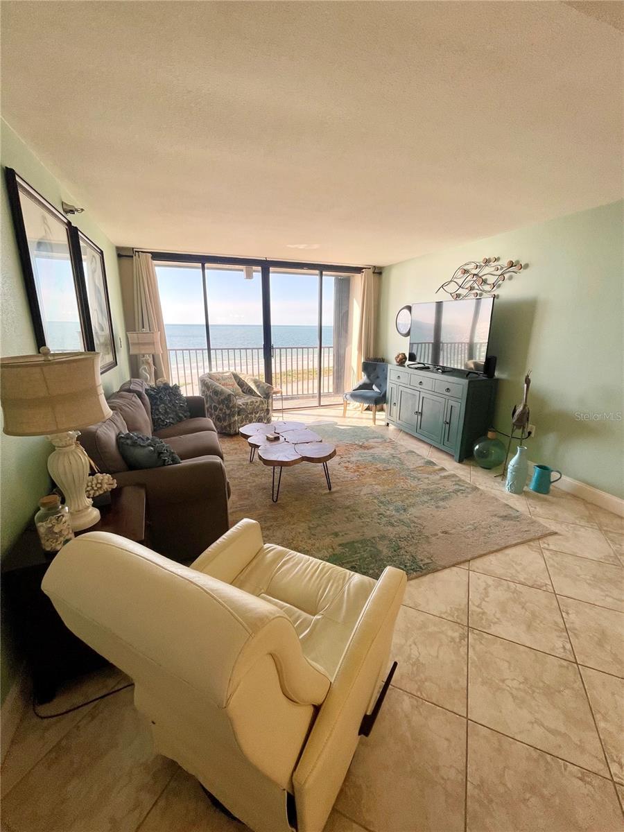 1290 Gulf Blvd #1003 Property Photo 8